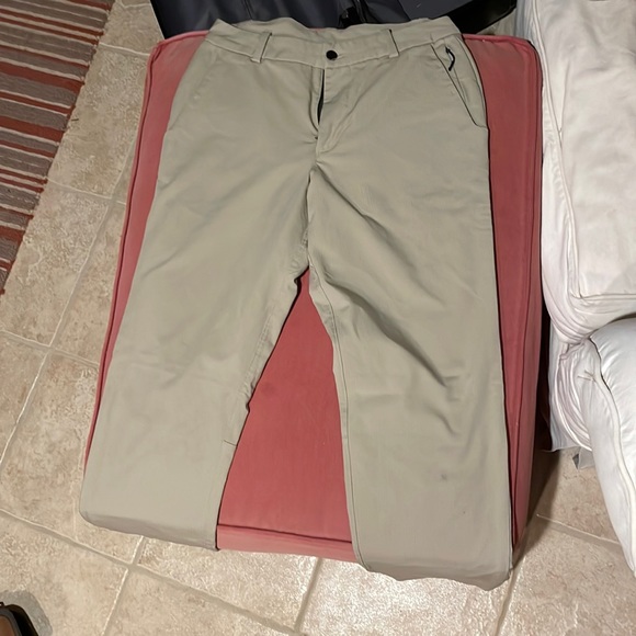 Lululemon khaki golf pants 30x32 - Picture 1 of 4